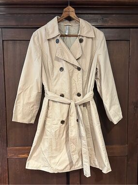 Old Navy women’s long coat • jacket • trench coat